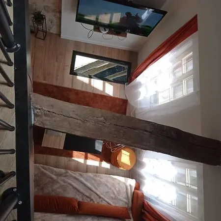 Maison Suspendue Avec Jacuzzi Privatif *